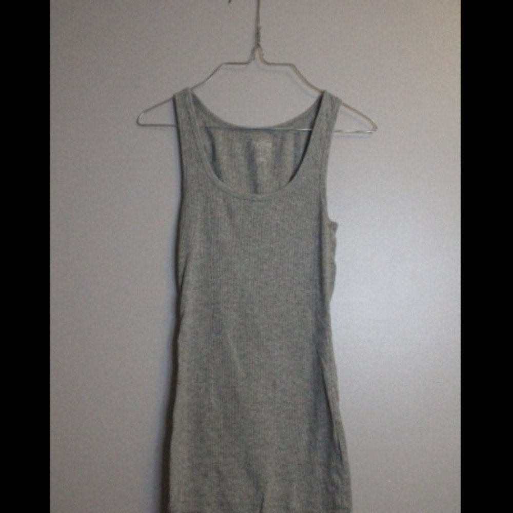 Gray tank top
